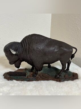Vintage American Bison Plastic Figurine